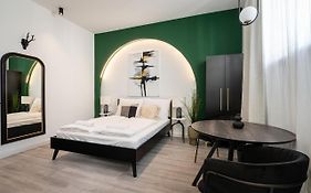 R6 - Boutique Apartments, Best Location By Bqa